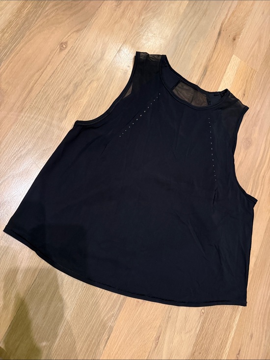 lululemon athletica Tops - Lululemon Black Mesh Tank Top